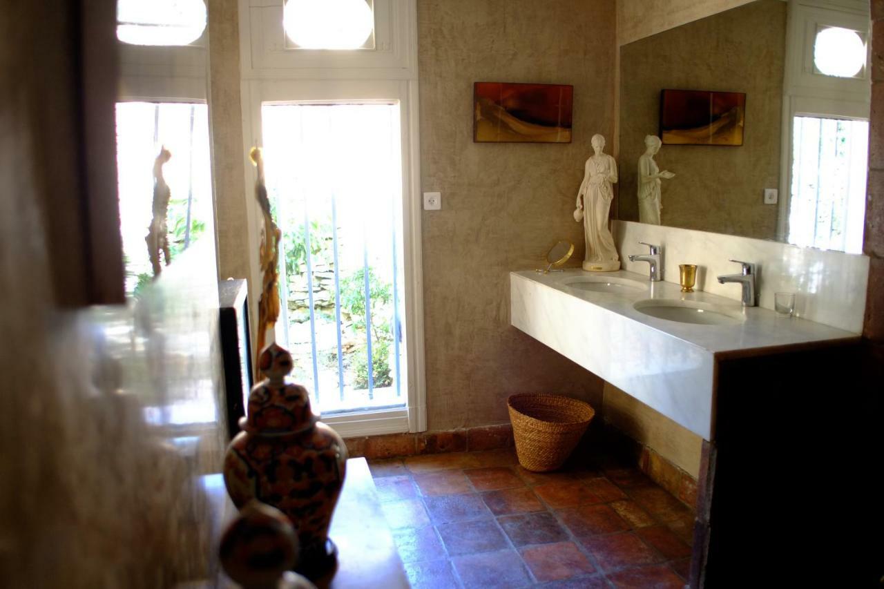 Liste Rouge Appartement Nîmes Buitenkant foto